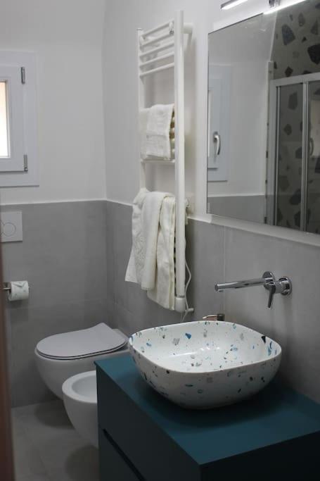 Un Nido Sui Tetti Vicino Al Mare Apartment *