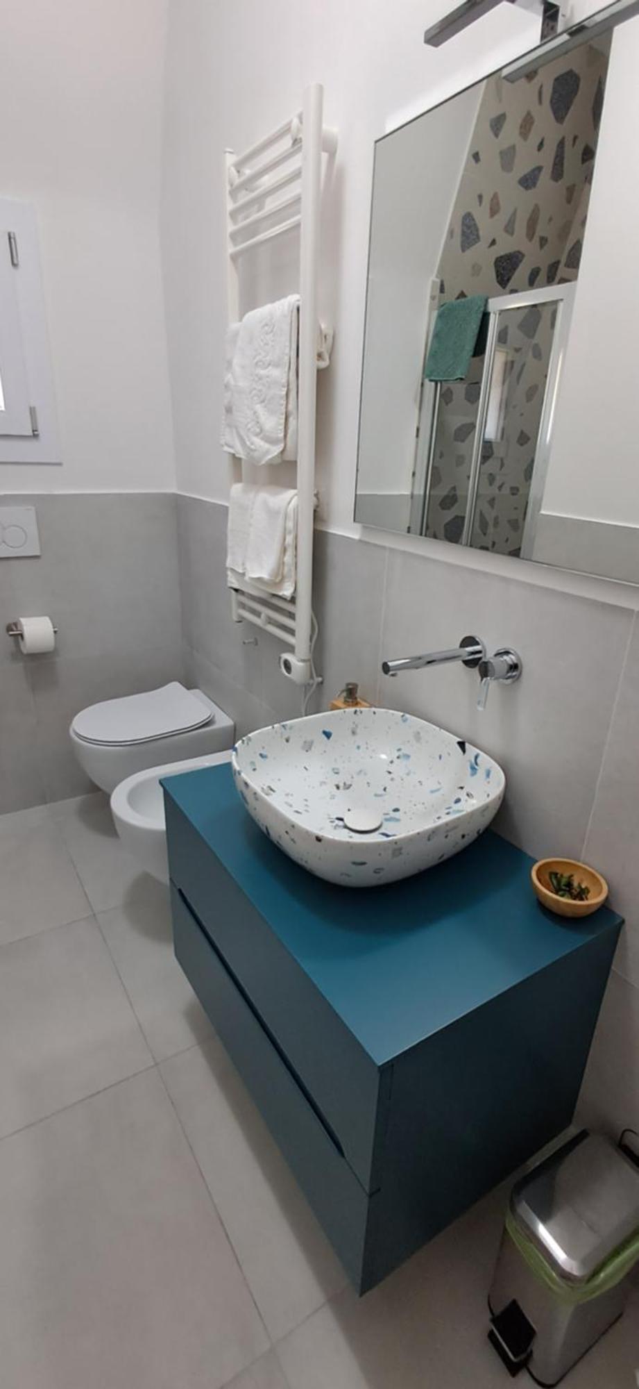 Un Nido Sui Tetti Vicino Al Mare Apartment